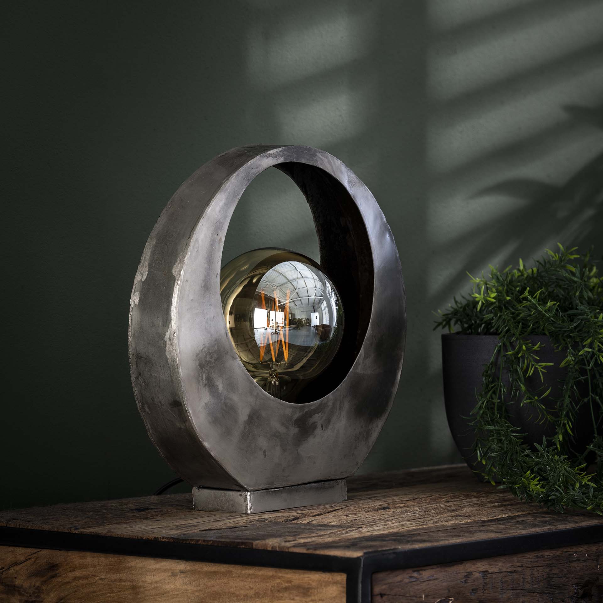 Tischleuchte – Canto Prime – Alt Silber Finish