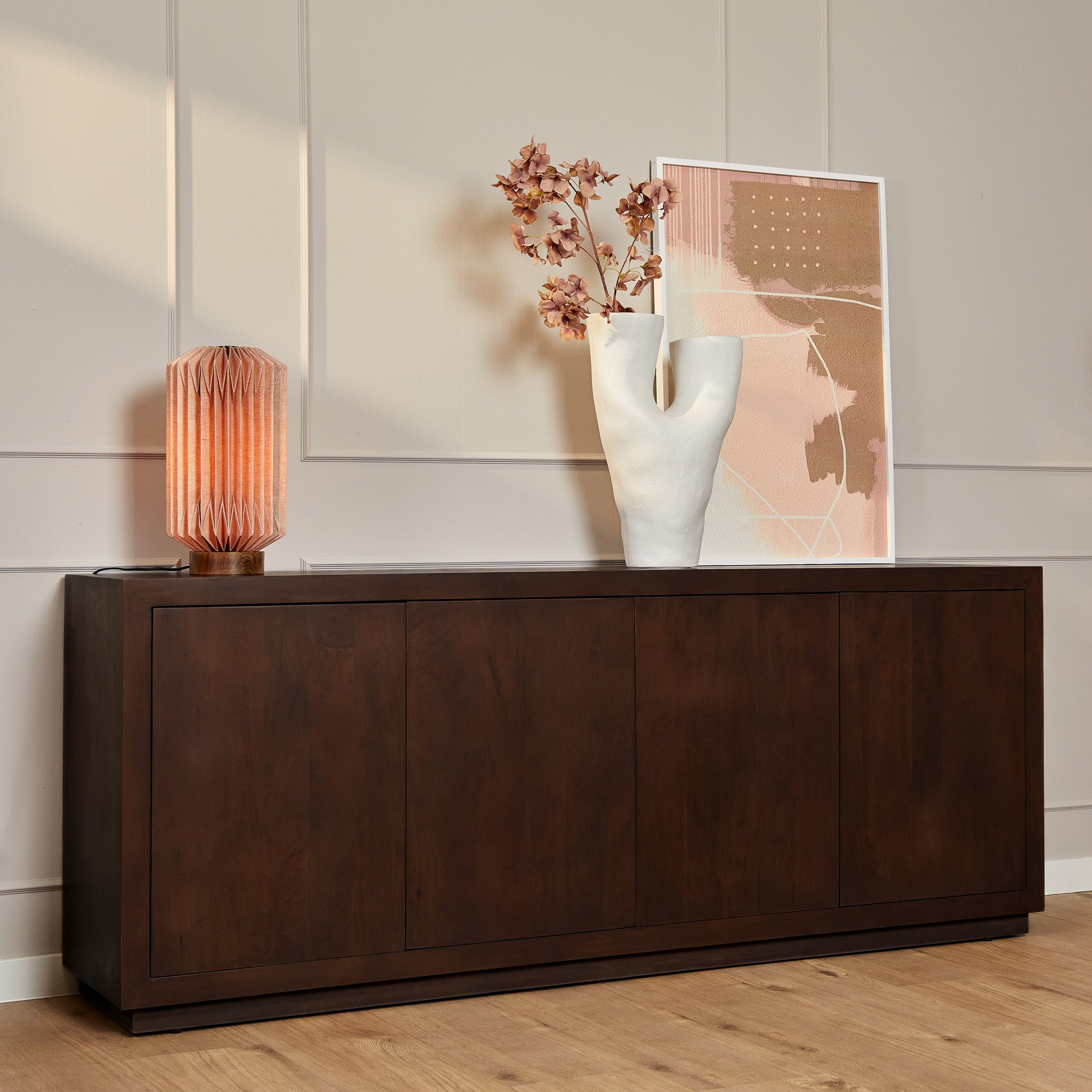 Sideboard Bali Braun 200x45x80 cm – Mangoholz Kommode mit Push-to-Open Türen & viel Stauraum