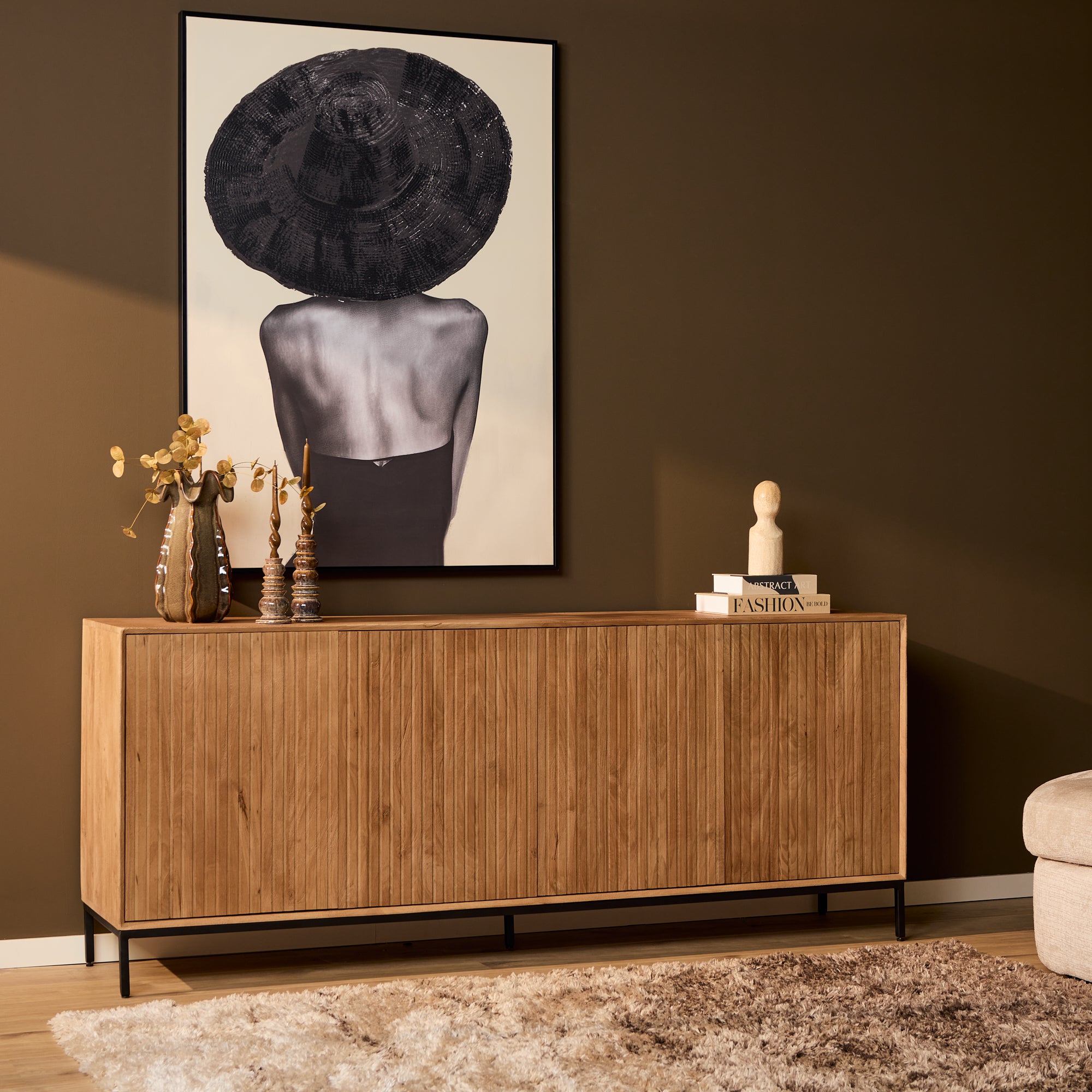 Sideboard Mandy Natur 210x45x85 cm – moderne Mangoholz Kommode mit Lamellenfront & Push-to-Open